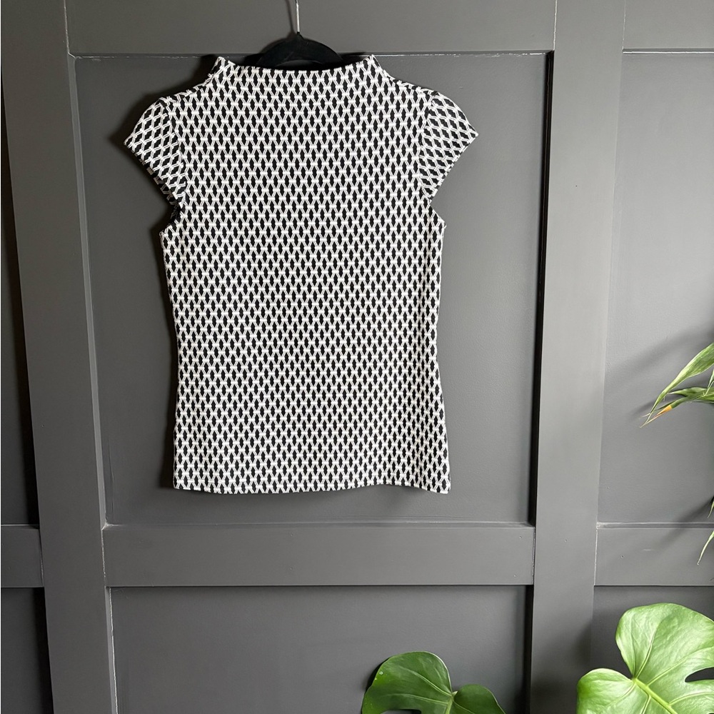 Ann Taylor Black and White Geometric Mock Neck Women's Top